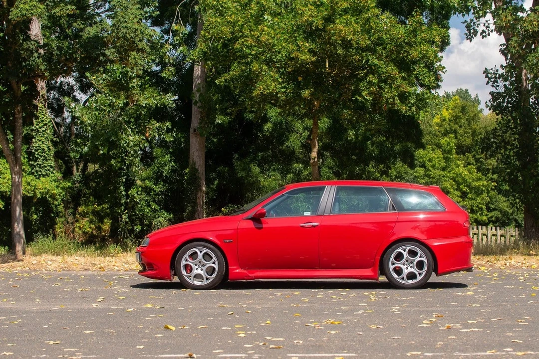 2002 Alfa Romeo 156 GTA - Image 19 of 30