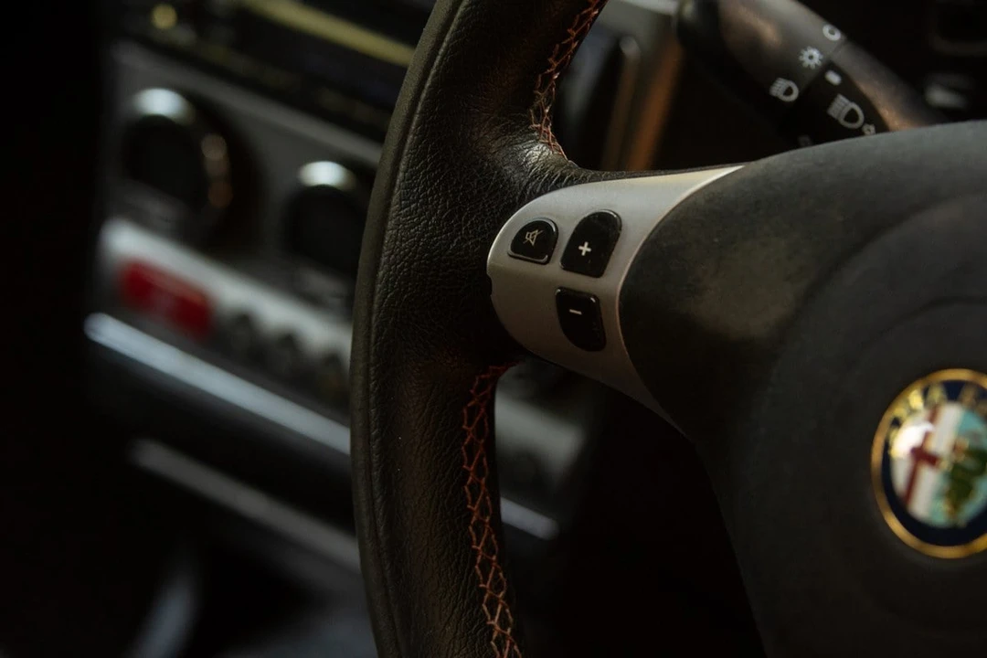 2002 Alfa Romeo 156 GTA - Image 30 of 30