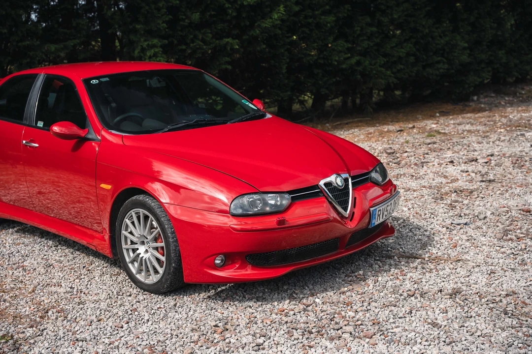 2002 Alfa Romeo 156 GTA - Image 18 of 31
