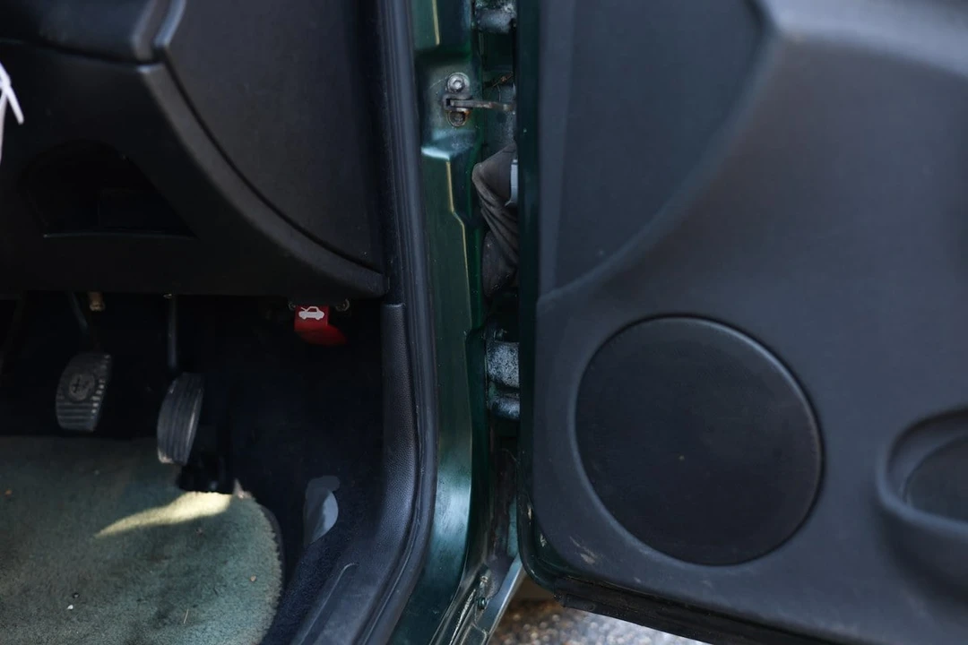 2002 Alfa Romeo 156 - Image 24 of 30