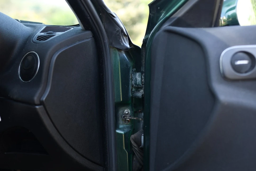 2002 Alfa Romeo 156 - Image 23 of 30