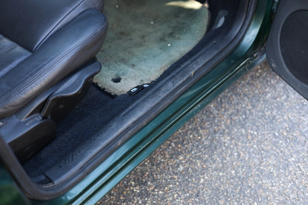 2002 Alfa Romeo 156 - Image 26 of 30