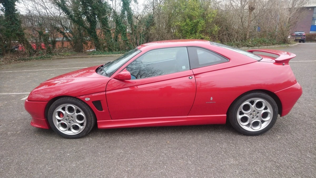 2002 Alfa Romeo 916 GTV & Spider - Image 2 of 30