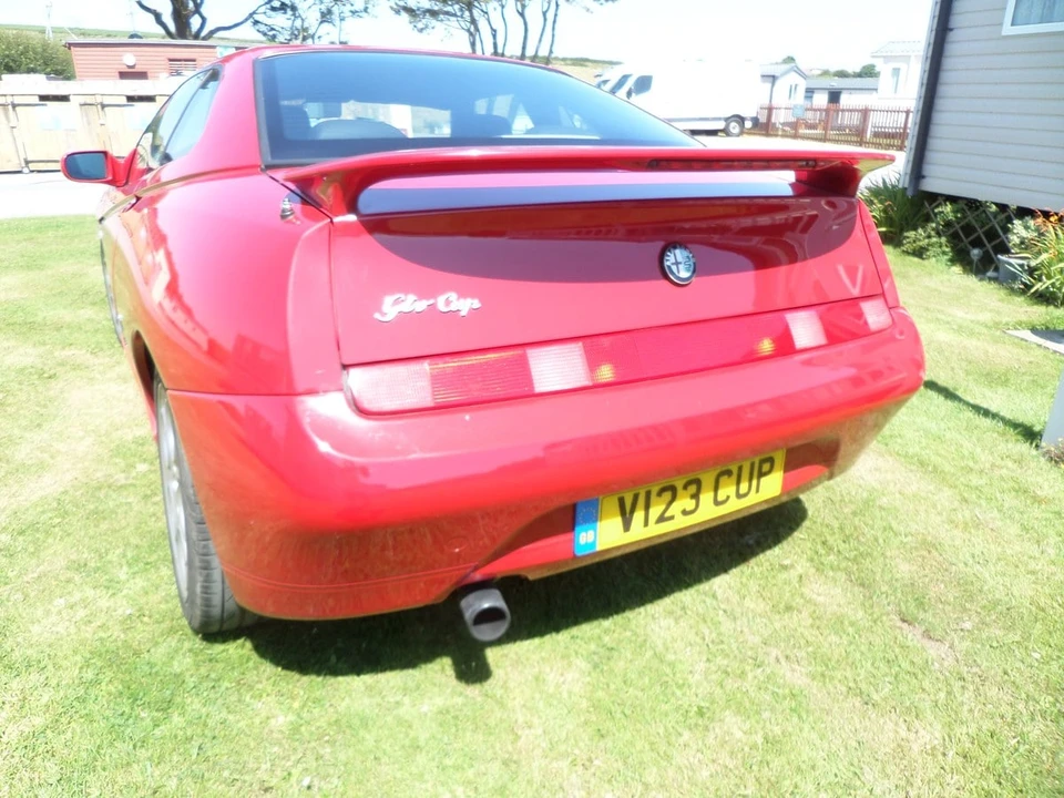 2002 Alfa Romeo 916 GTV & Spider - Image 17 of 30