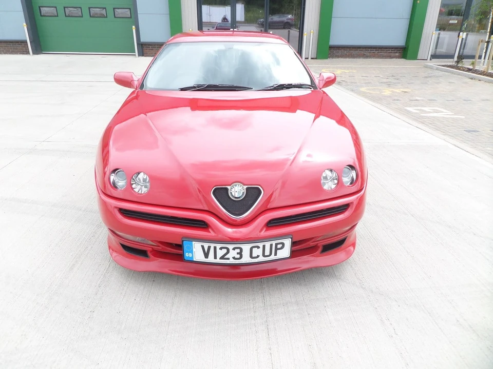 2002 Alfa Romeo 916 GTV & Spider - Image 24 of 30
