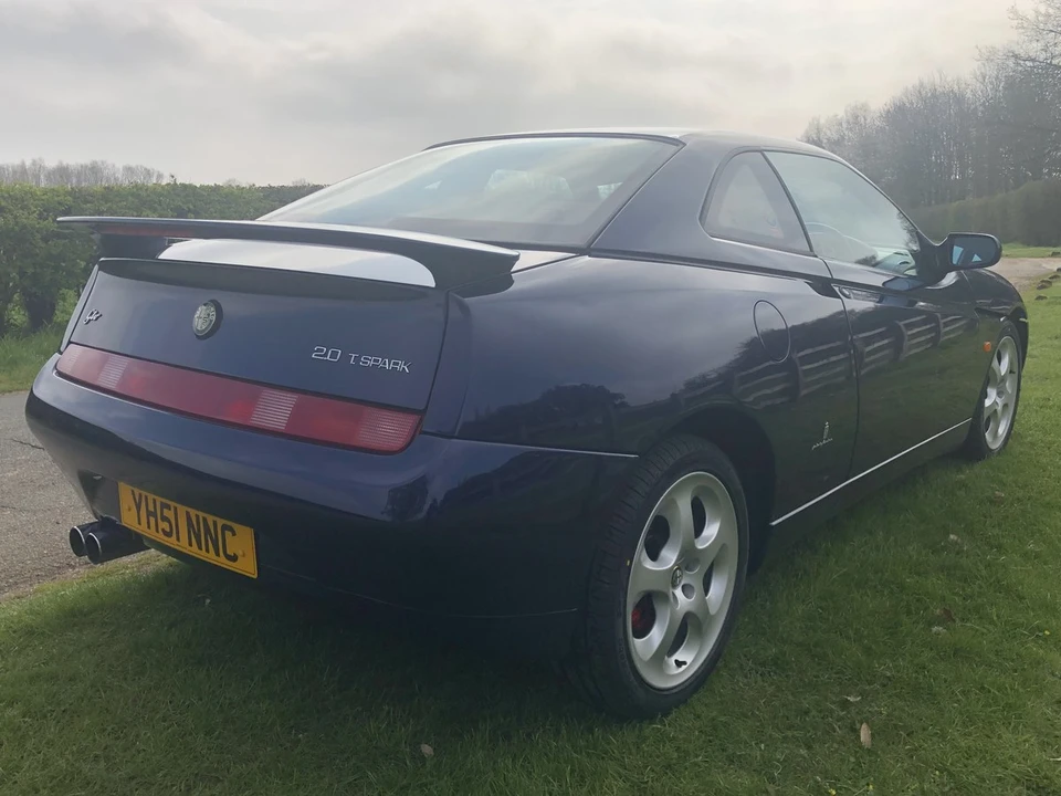 2002 Alfa Romeo 916 GTV & Spider - Image 13 of 30
