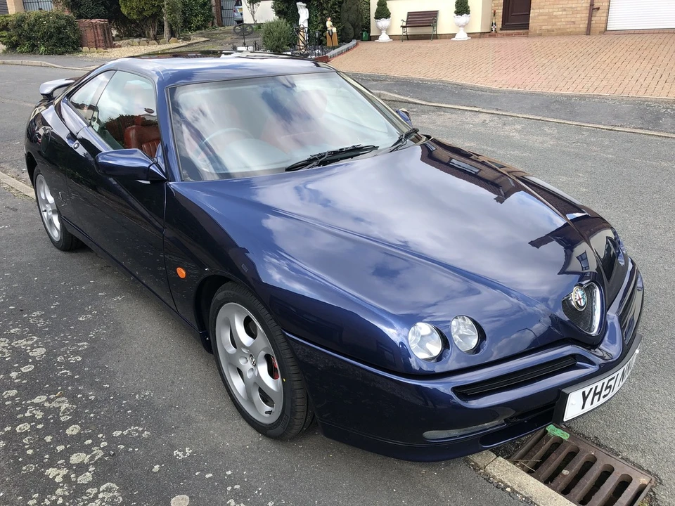 2002 Alfa Romeo 916 GTV & Spider - Image 3 of 30