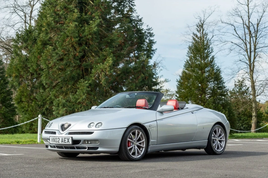 2002 Alfa Romeo 916 GTV & Spider - Image 2 of 30