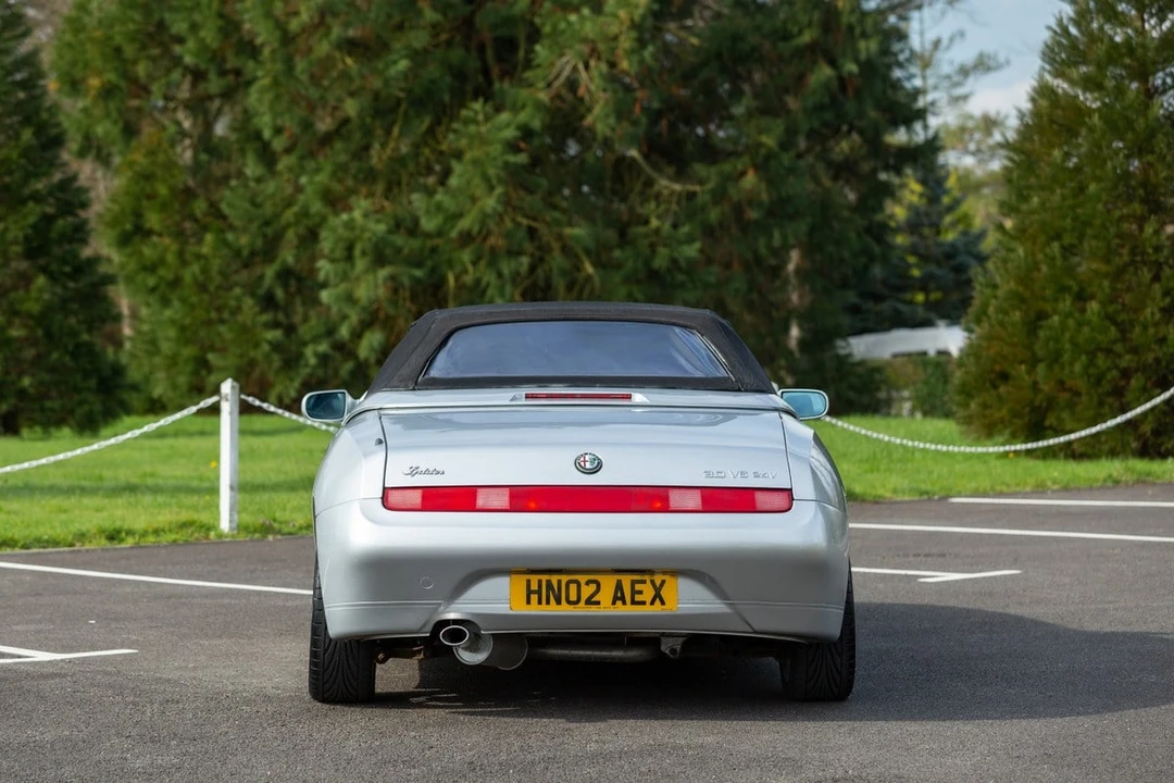 2002 Alfa Romeo 916 GTV & Spider - Image 19 of 30