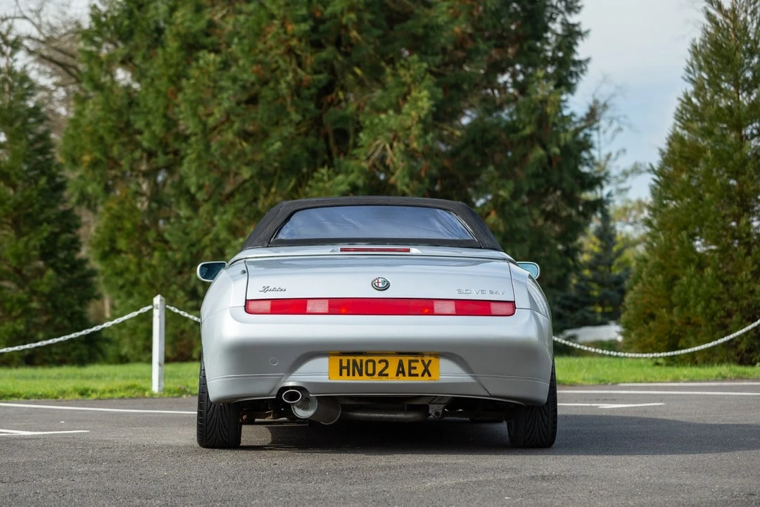 2002 Alfa Romeo 916 GTV & Spider - Image 20 of 30