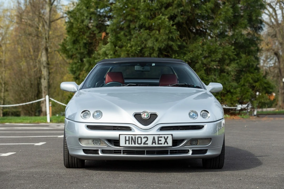 2002 Alfa Romeo 916 GTV & Spider - Image 28 of 30