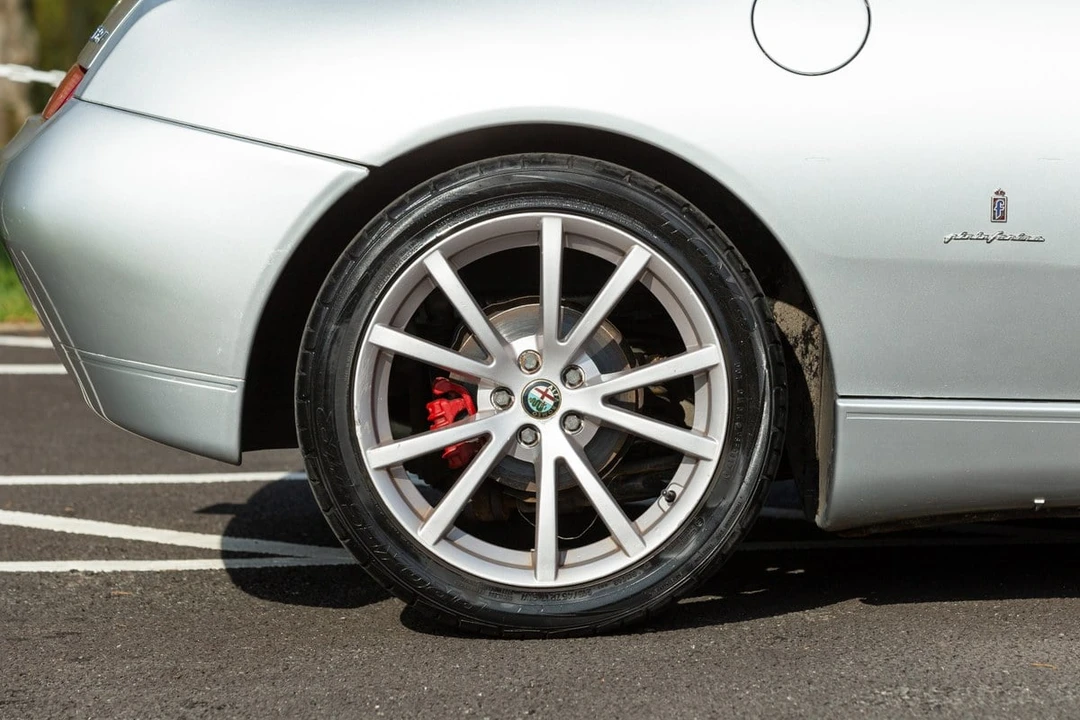 2002 Alfa Romeo 916 GTV & Spider - Image 30 of 30