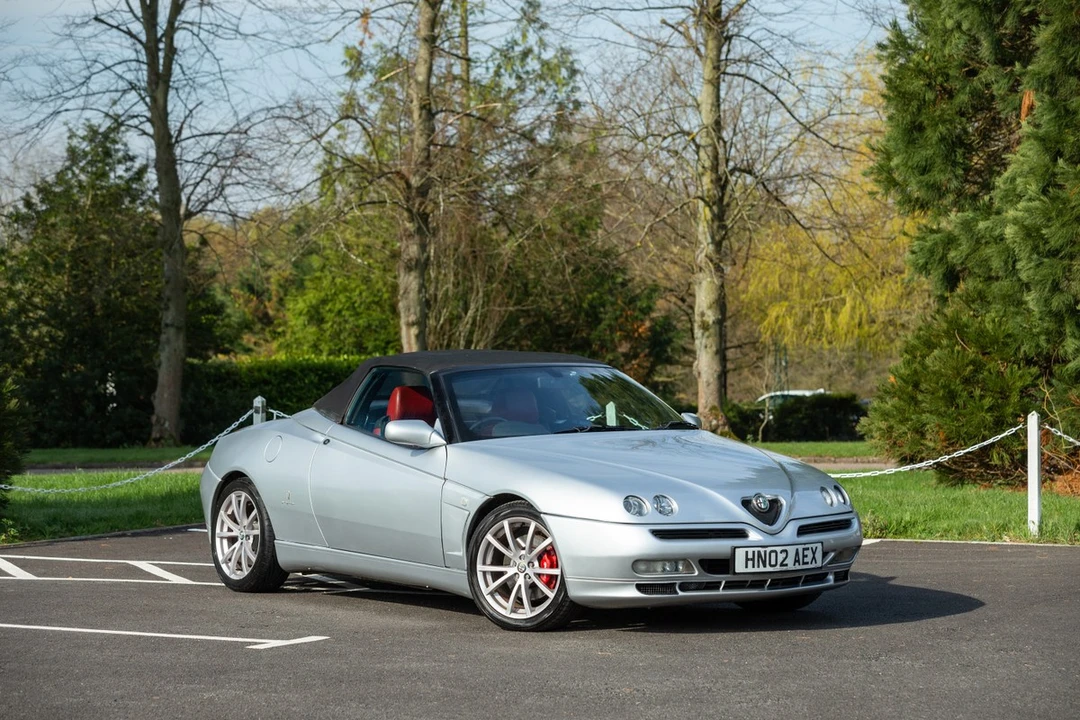 2002 Alfa Romeo 916 GTV & Spider - Image 10 of 30
