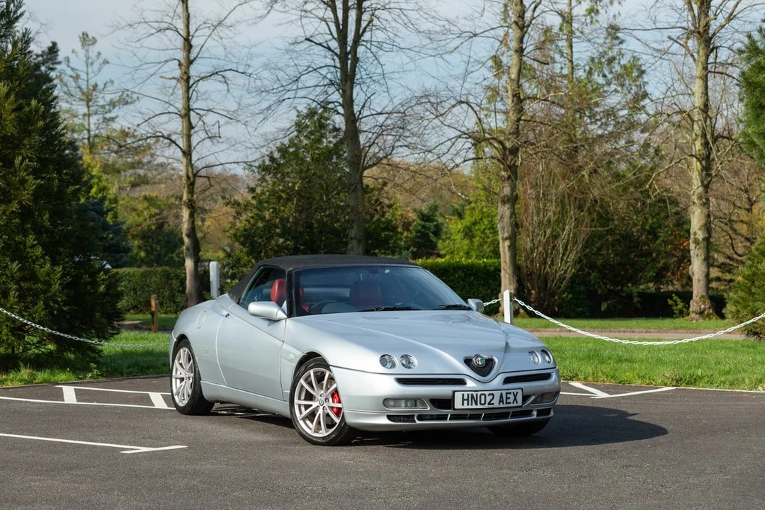 2002 Alfa Romeo 916 GTV & Spider - Image 11 of 30