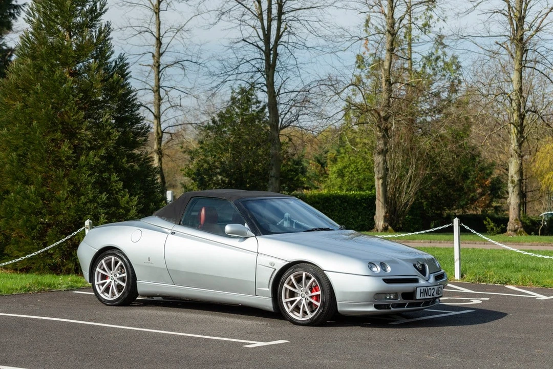 2002 Alfa Romeo 916 GTV & Spider - Image 13 of 30