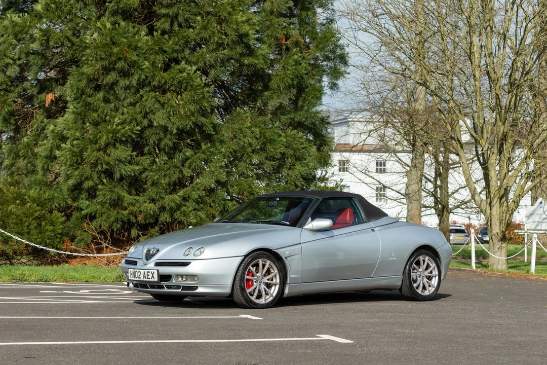 2002 Alfa Romeo 916 GTV & Spider - Image 15 of 30