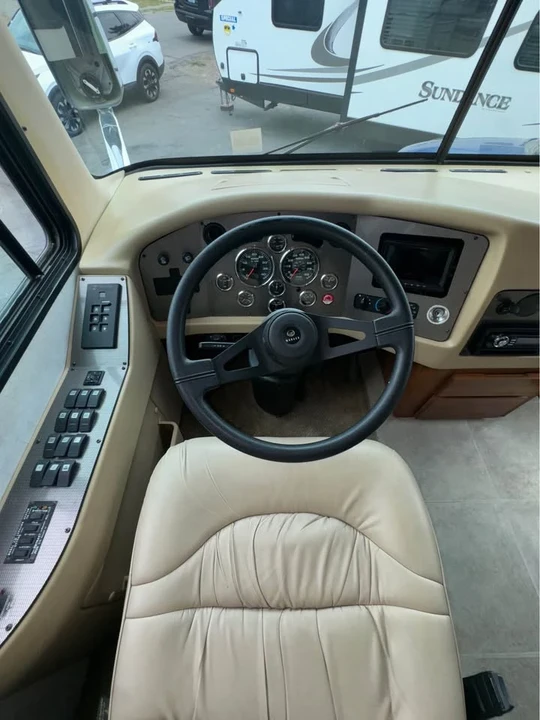 2002 Alfa Leisure RVs - Image 4 of 17