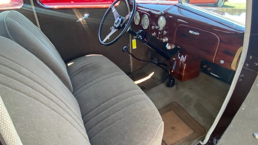 2002 Ford Standard & Deluxe & Super Deluxe - Image 7 of 18