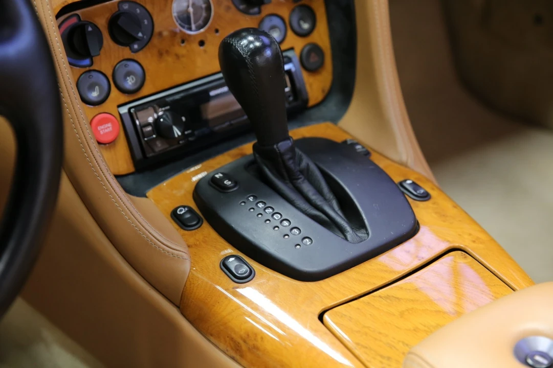 2002 Aston Martin DB7 Vantage - Image 24 of 31