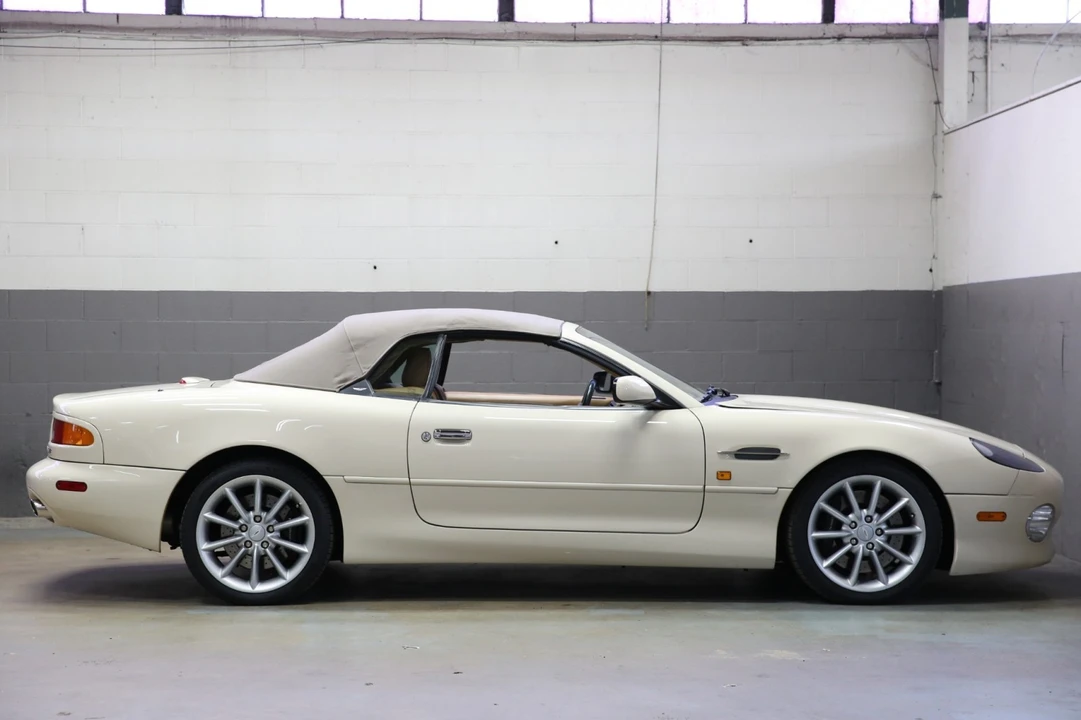2002 Aston Martin DB7 Vantage - Image 17 of 31