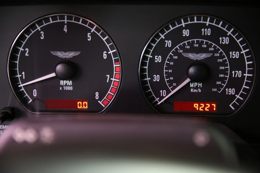 2002 Aston Martin DB7 Vantage - Image 26 of 31