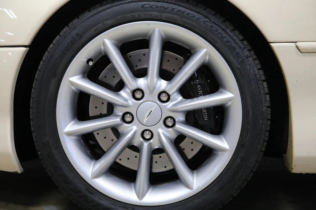 2002 Aston Martin DB7 Vantage - Image 14 of 31