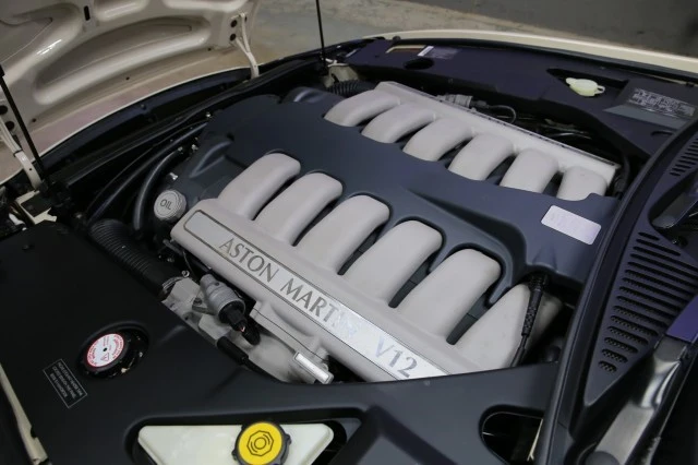 2002 Aston Martin DB7 Vantage - Image 7 of 24