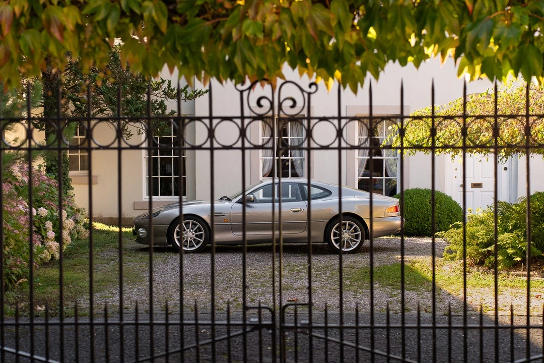 2002 Aston Martin DB7 Vantage - Image 11 of 30
