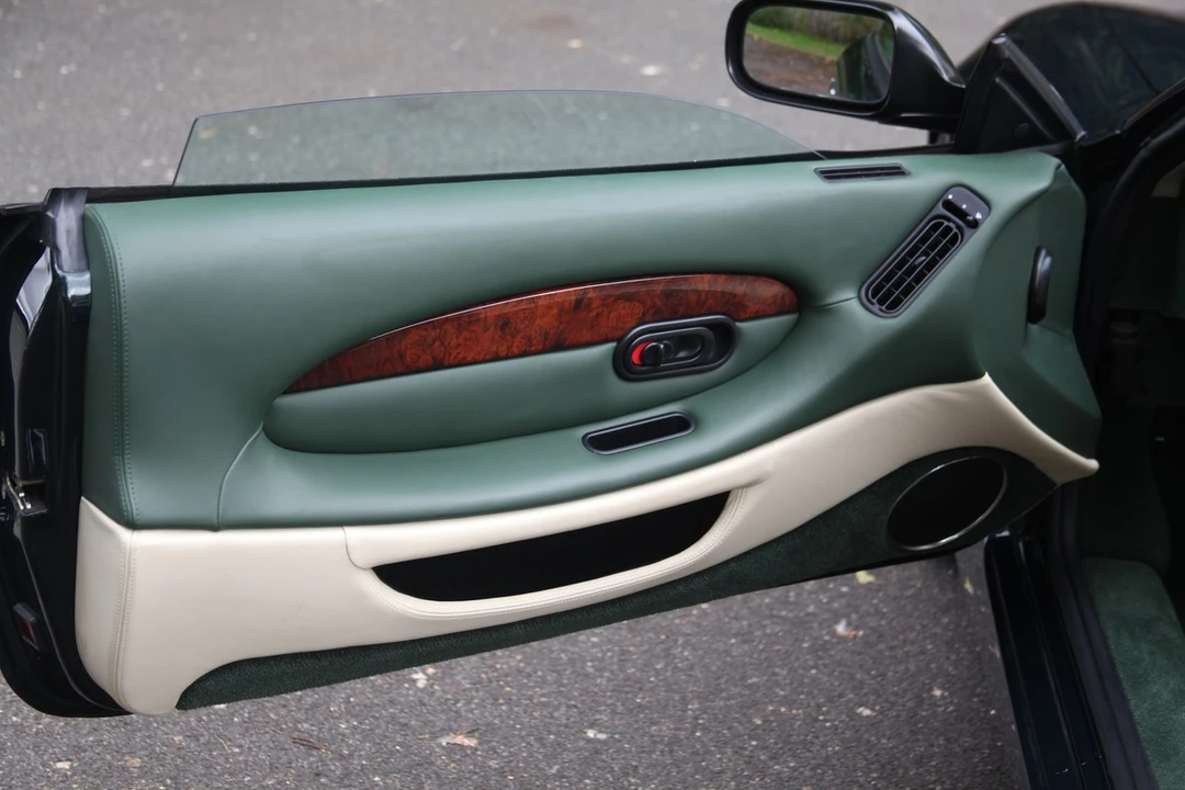 2002 Aston Martin DB7 Vantage - Image 23 of 30