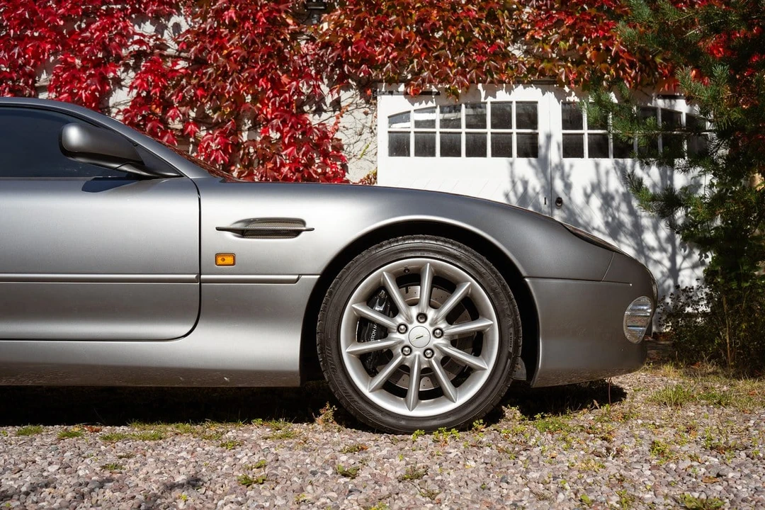 2002 Aston Martin DB7 Vantage - Image 20 of 30