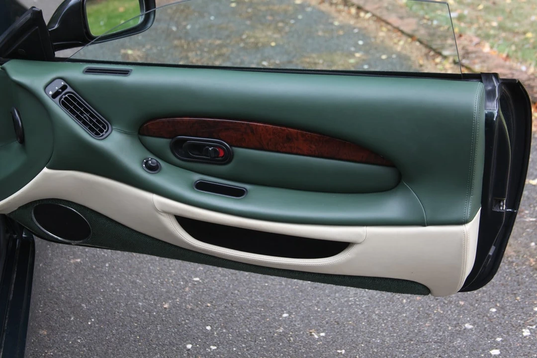 2002 Aston Martin DB7 Vantage - Image 22 of 30