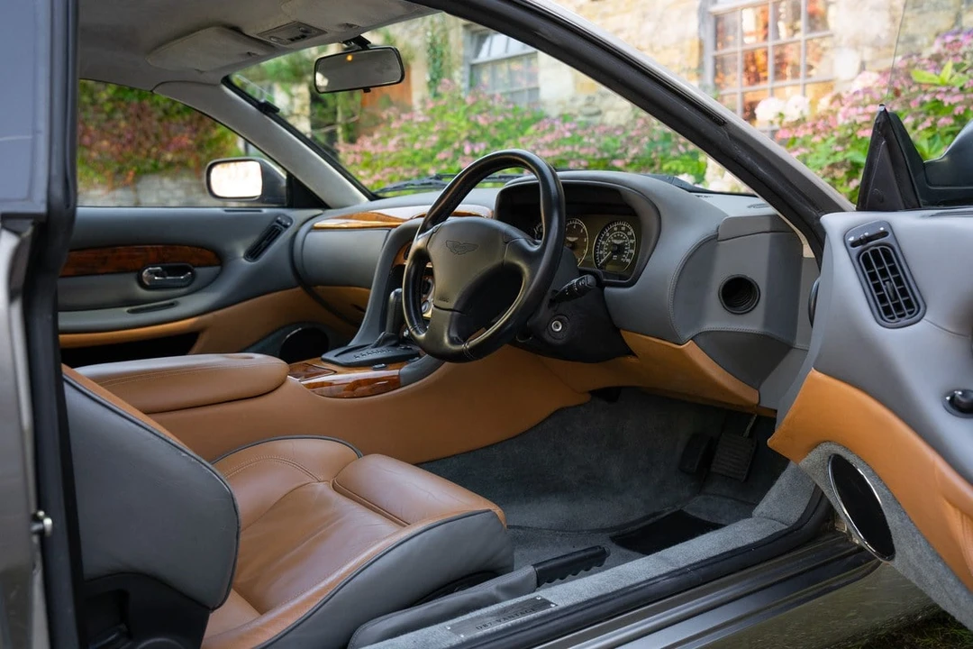2002 Aston Martin DB7 Vantage - Image 27 of 30