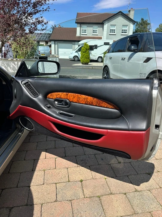 2002 Aston Martin DB7 Vantage - Image 25 of 30