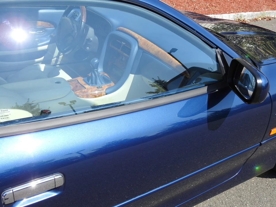 2002 Aston Martin DB7 Vantage - Image 25 of 31