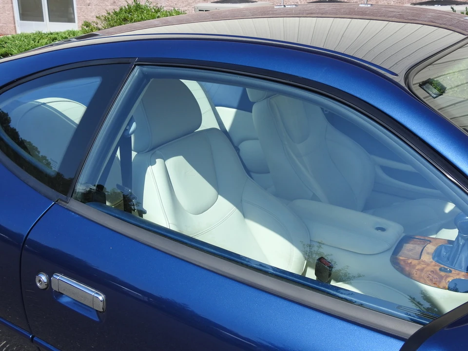 2002 Aston Martin DB7 Vantage - Image 28 of 31