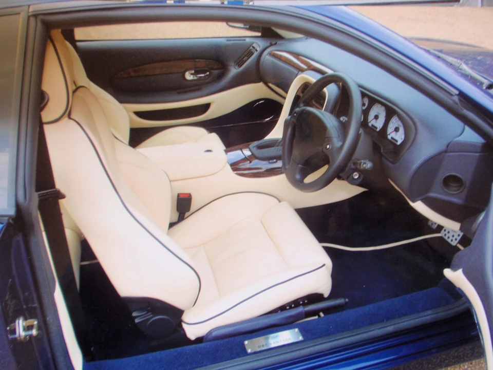 2002 Aston Martin DB7 Vantage - Image 11 of 11