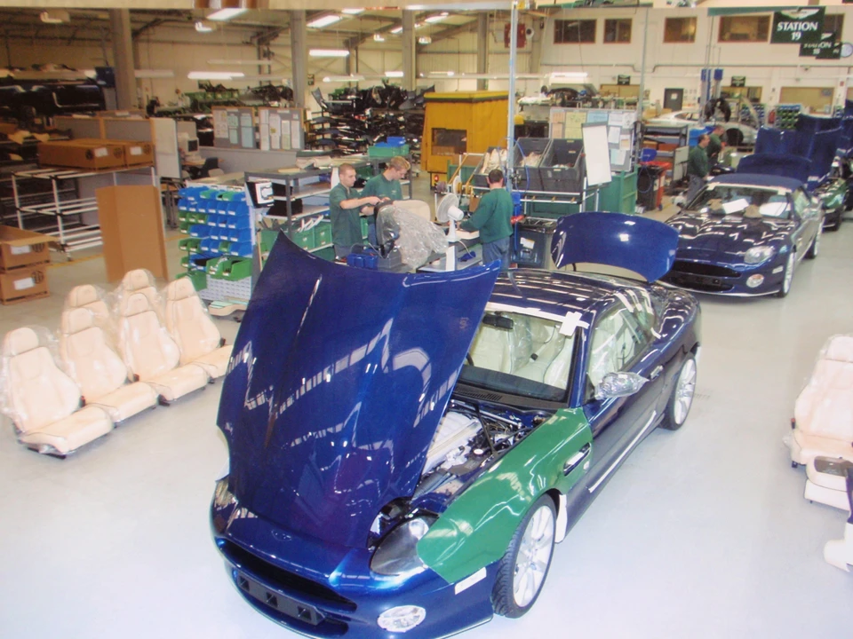 2002 Aston Martin DB7 Vantage - Image 9 of 11