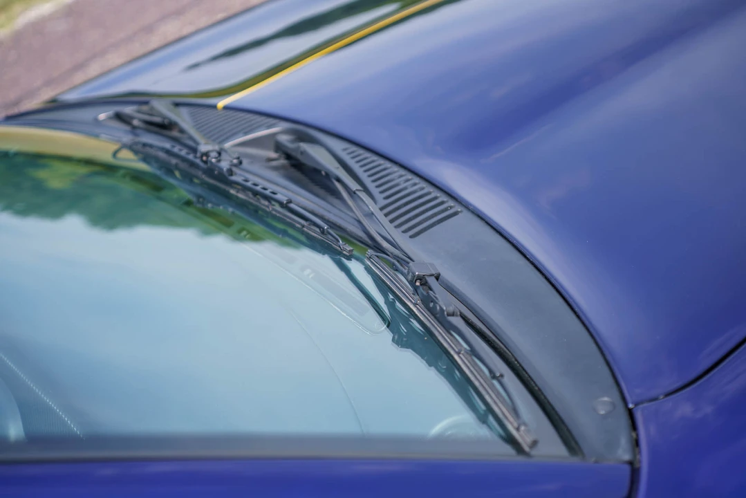 2002 Aston Martin DB7 Vantage - Image 27 of 31