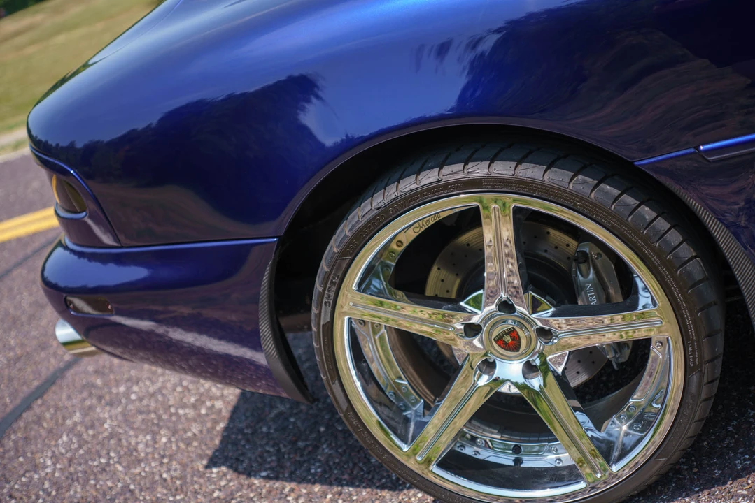 2002 Aston Martin DB7 Vantage - Image 16 of 31
