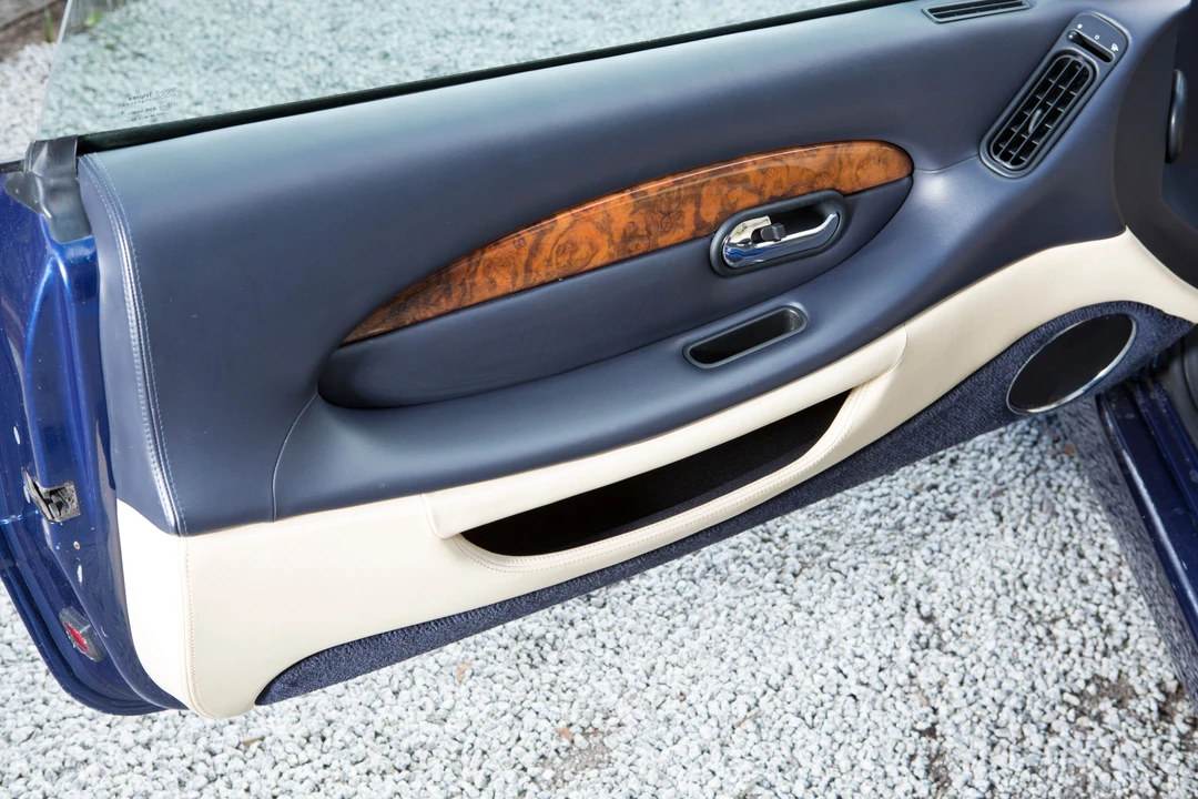 2002 Aston Martin DB7 Vantage - Image 15 of 27