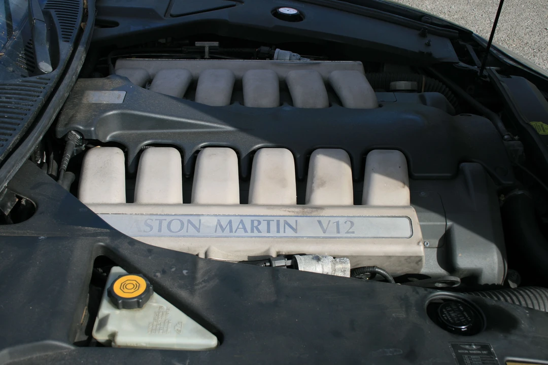 2002 Aston Martin DB7 Vantage - Image 2 of 3