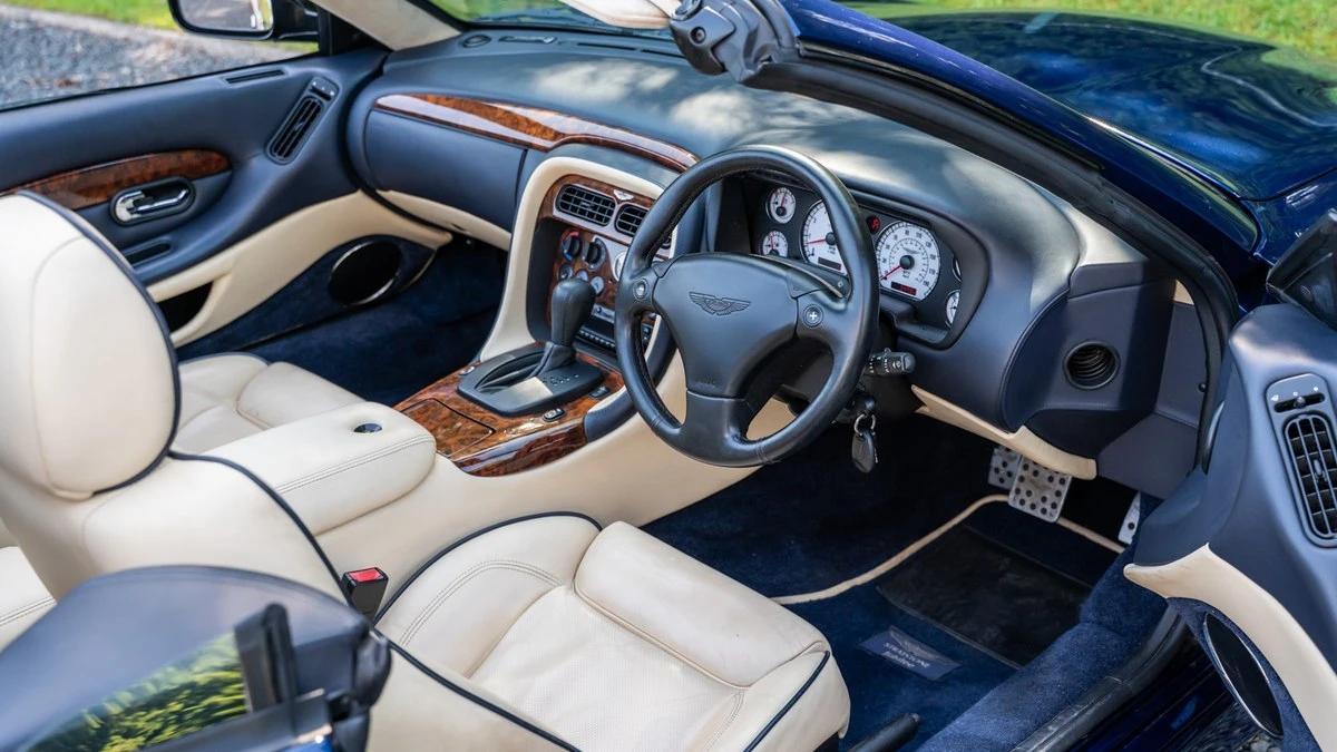 2002 Aston Martin DB7 Vantage - Image 18 of 30