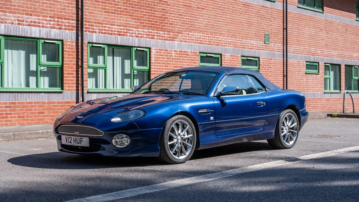 2002 Aston Martin DB7 Vantage - Image 12 of 30