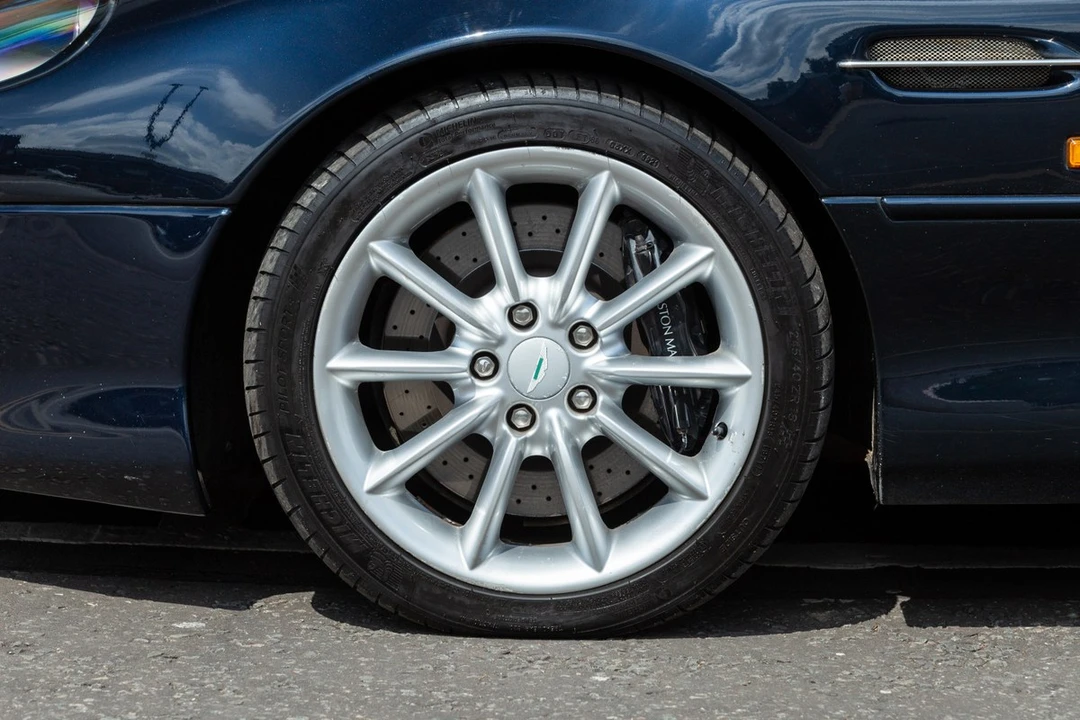 2002 Aston Martin DB7 Vantage - Image 23 of 30
