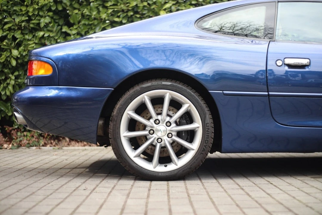 2002 Aston Martin DB7 Vantage - Image 15 of 30