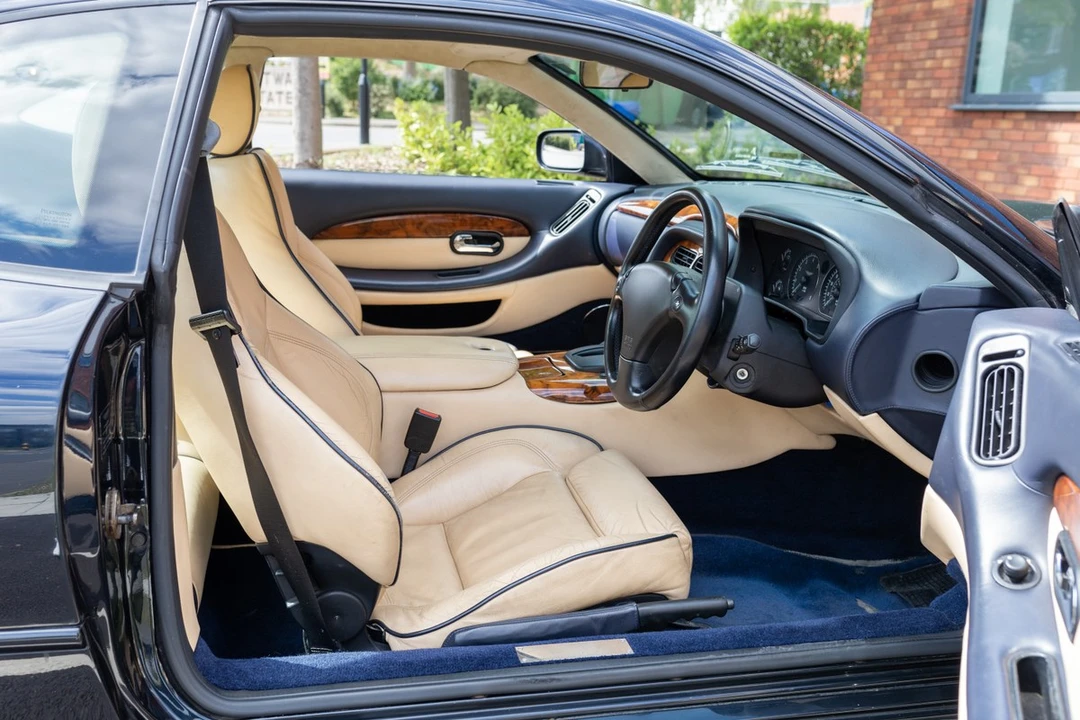 2002 Aston Martin DB7 Vantage - Image 26 of 30