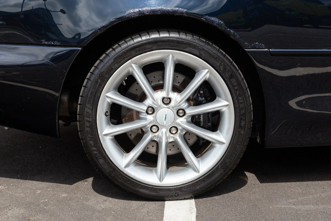 2002 Aston Martin DB7 Vantage - Image 21 of 30