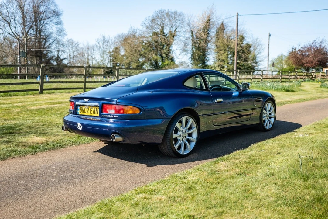 2002 Aston Martin DB7 Vantage - Image 8 of 30
