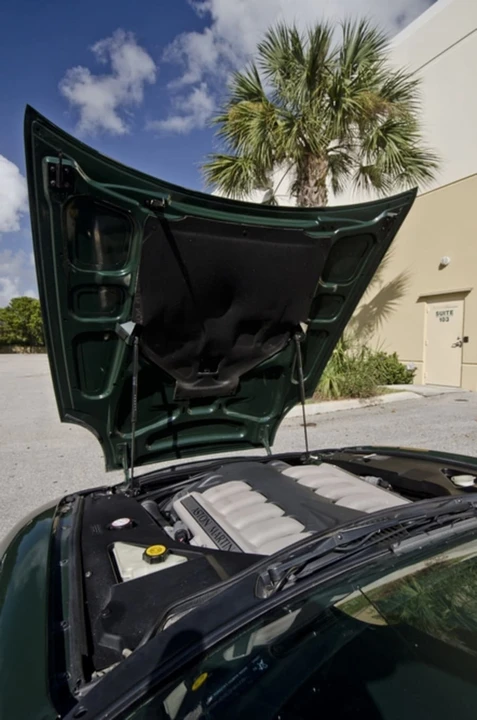 2002 Aston Martin DB7 Vantage - Image 7 of 12