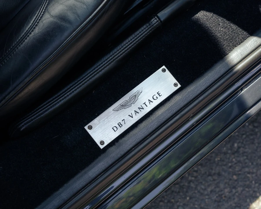 2002 Aston Martin DB7 Vantage - Image 18 of 30